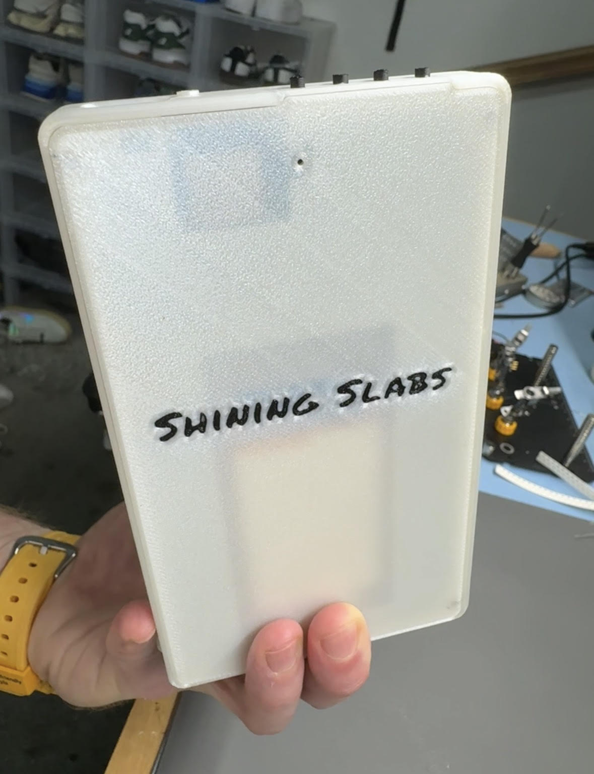 Wireless Shining Guard